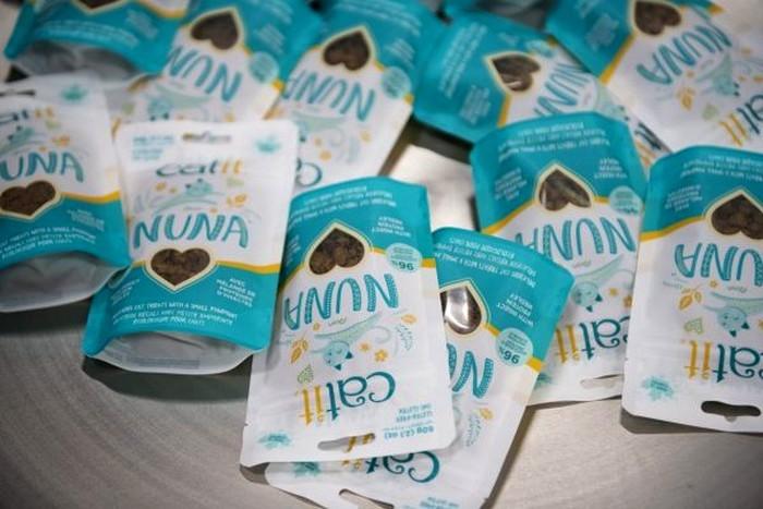 Kitty, want an insect?- Nuna is the first cat food in North America to be made with insect protein
